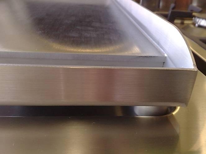 GRILL DE MESA EM INOX BERTAZZONI SG36X