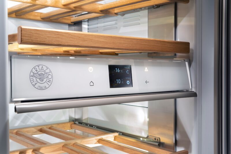 ADEGA BERTAZZONI MAS WC605BLX2T