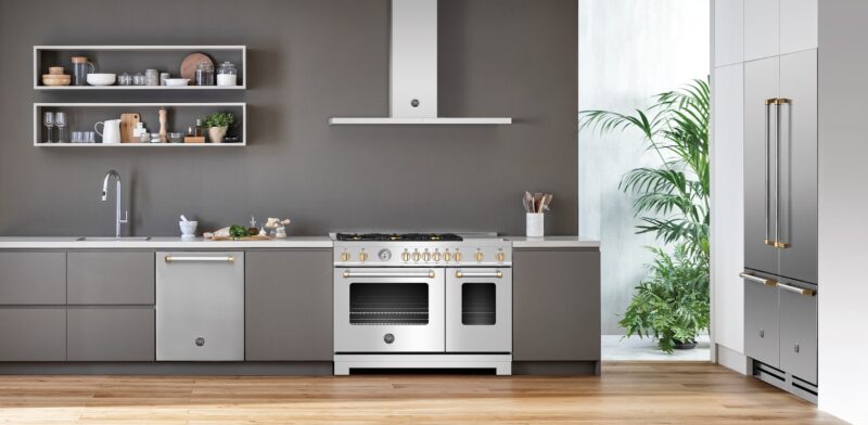 Refrigerador de Embutir Bertazzoni Master MAS REF905BBRXTTG GOLD