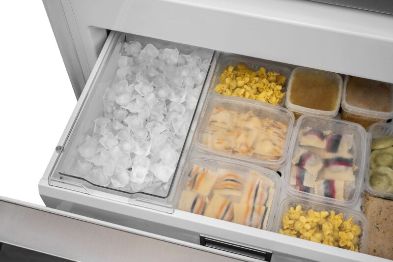 Refrigerador Bertazzoni Master Black Nickel