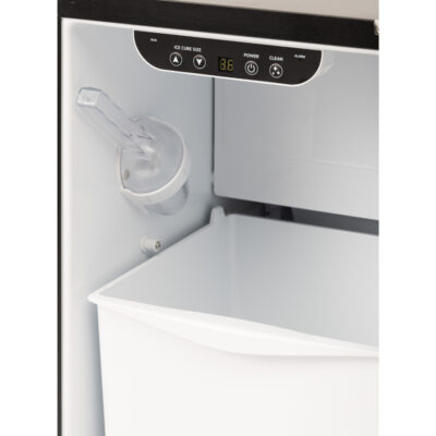 ICE MAKER